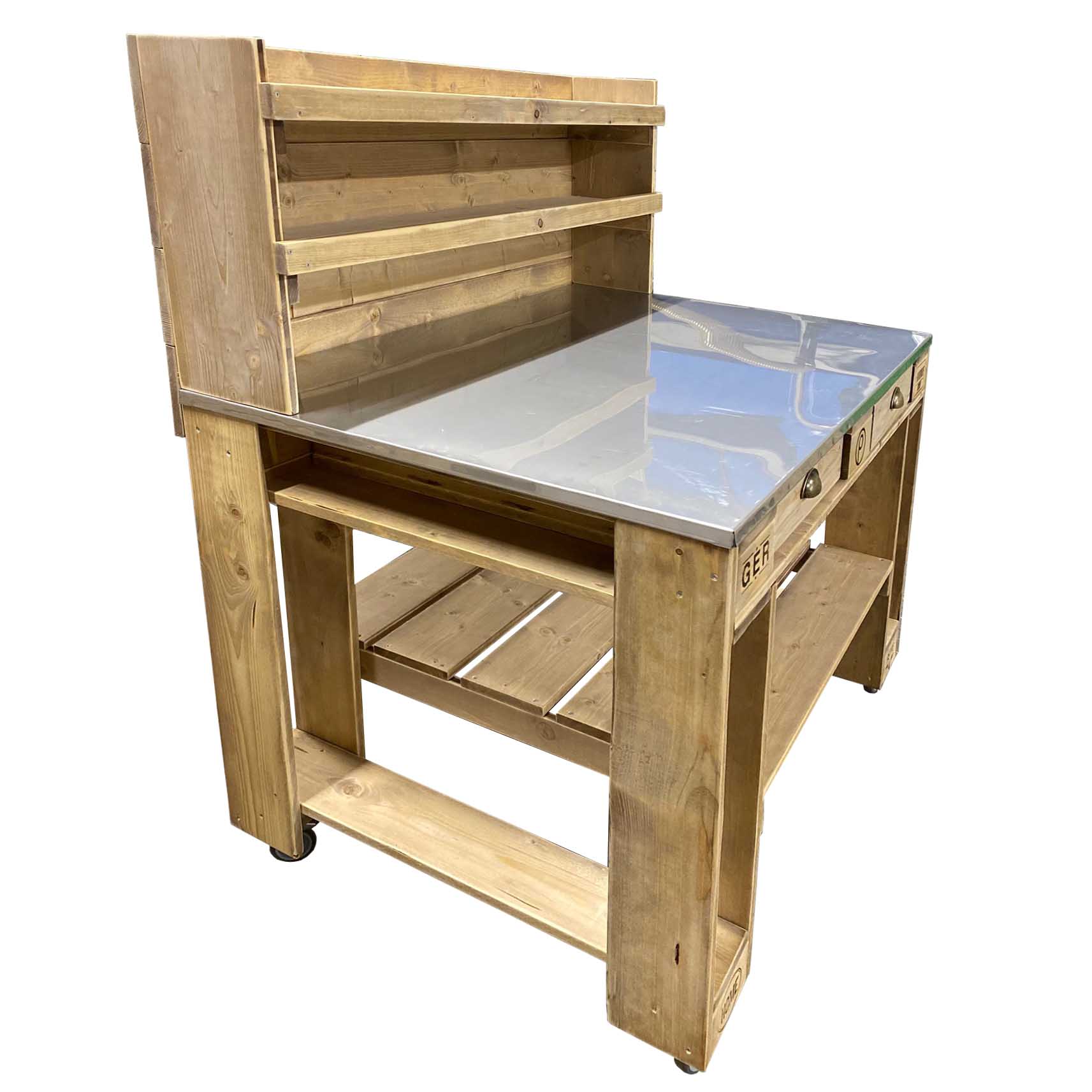 Grilltisch-aus-Paletten-Palettenmöbel-Outdoorküche